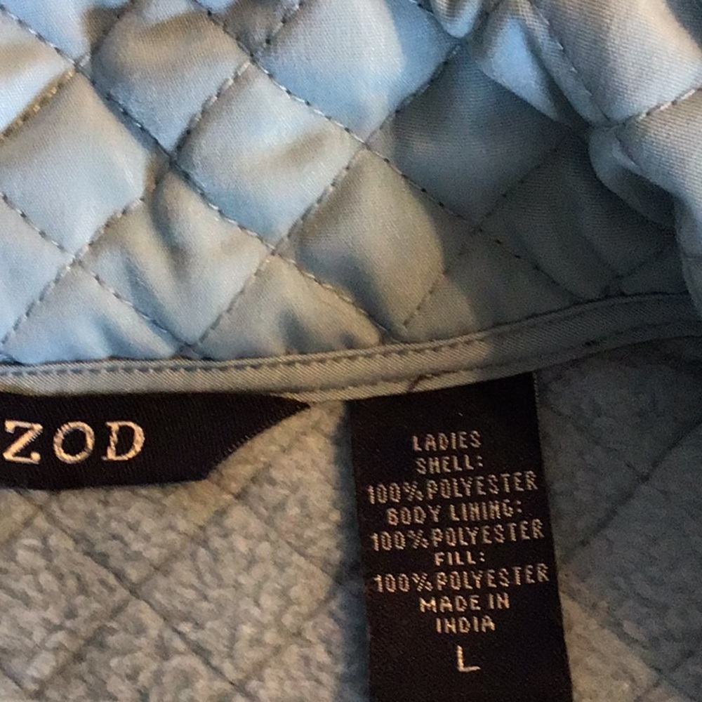Vest - Picture 2 of 3